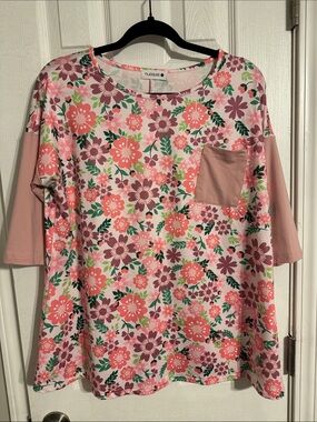 Nuggles Floral Pocket Tee with Pink Sleeve Panels